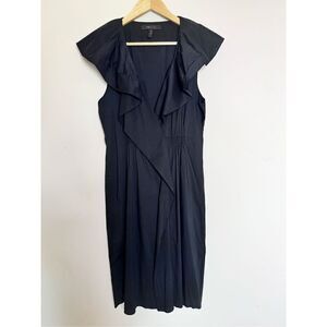 BCBGMAXAZRIA black v neck dress sz M